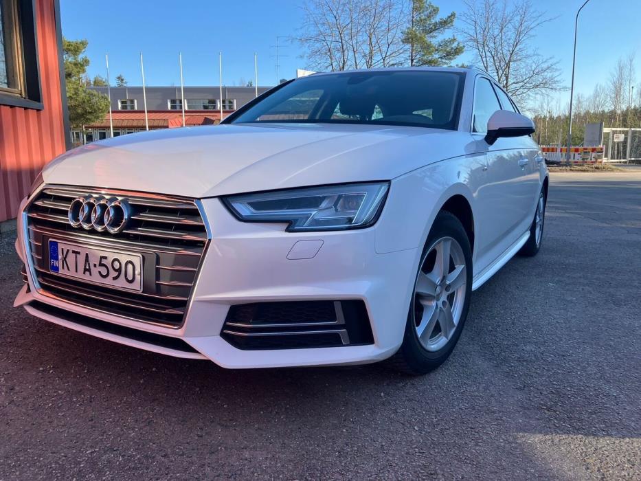 AUDI A4 2018