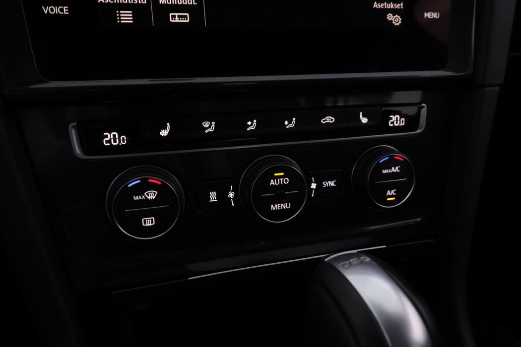VOLKSWAGEN Golf 2019