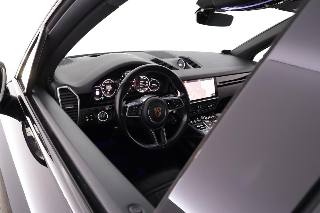 PORSCHE Cayenne 2020