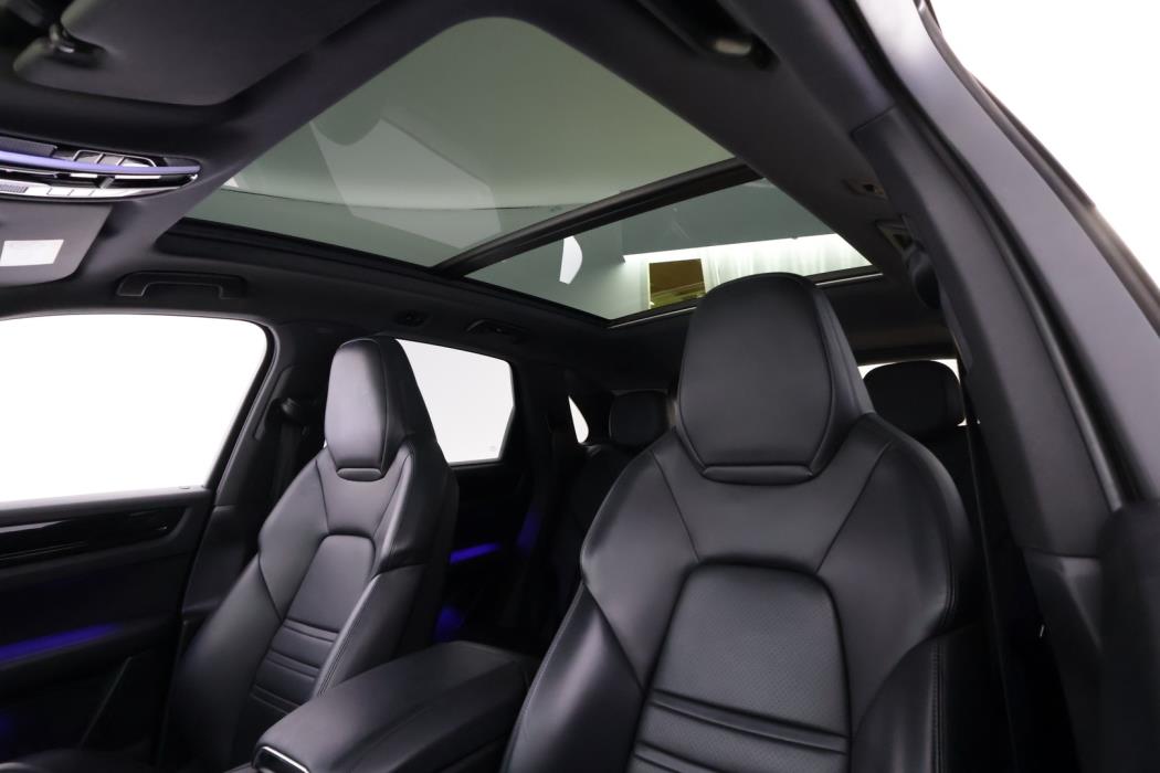 PORSCHE Cayenne 2020