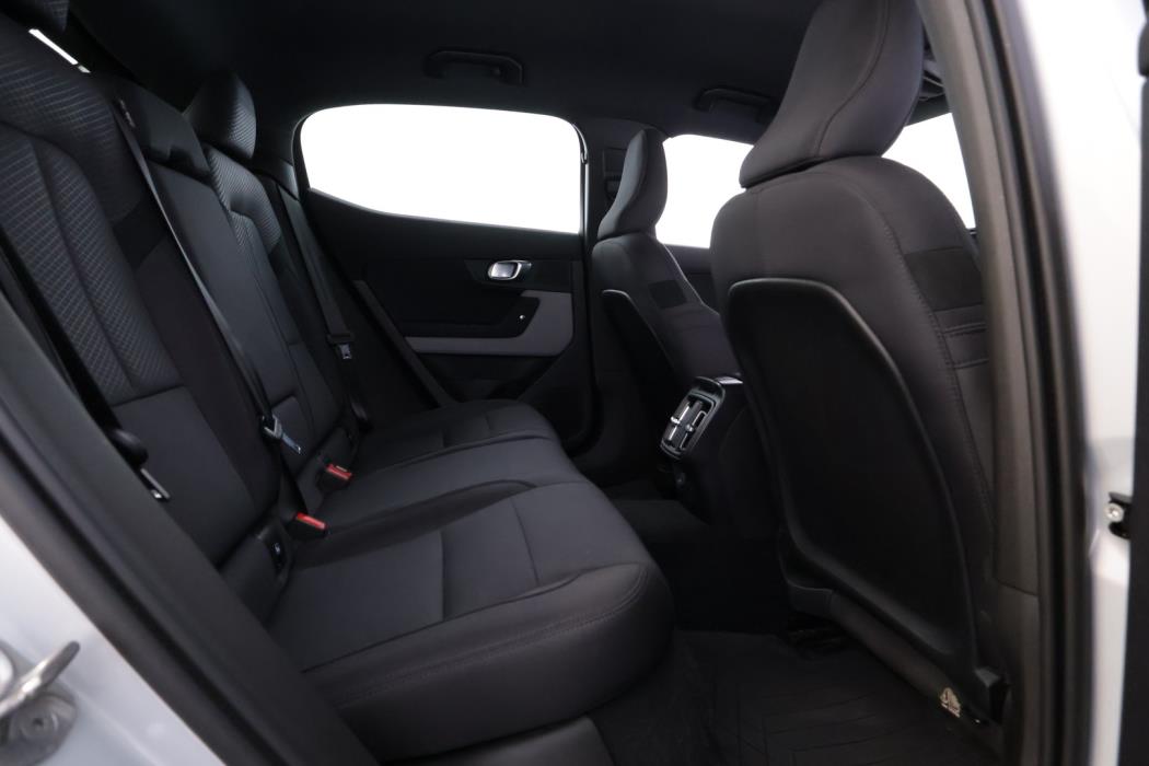 POLESTAR 2 2023