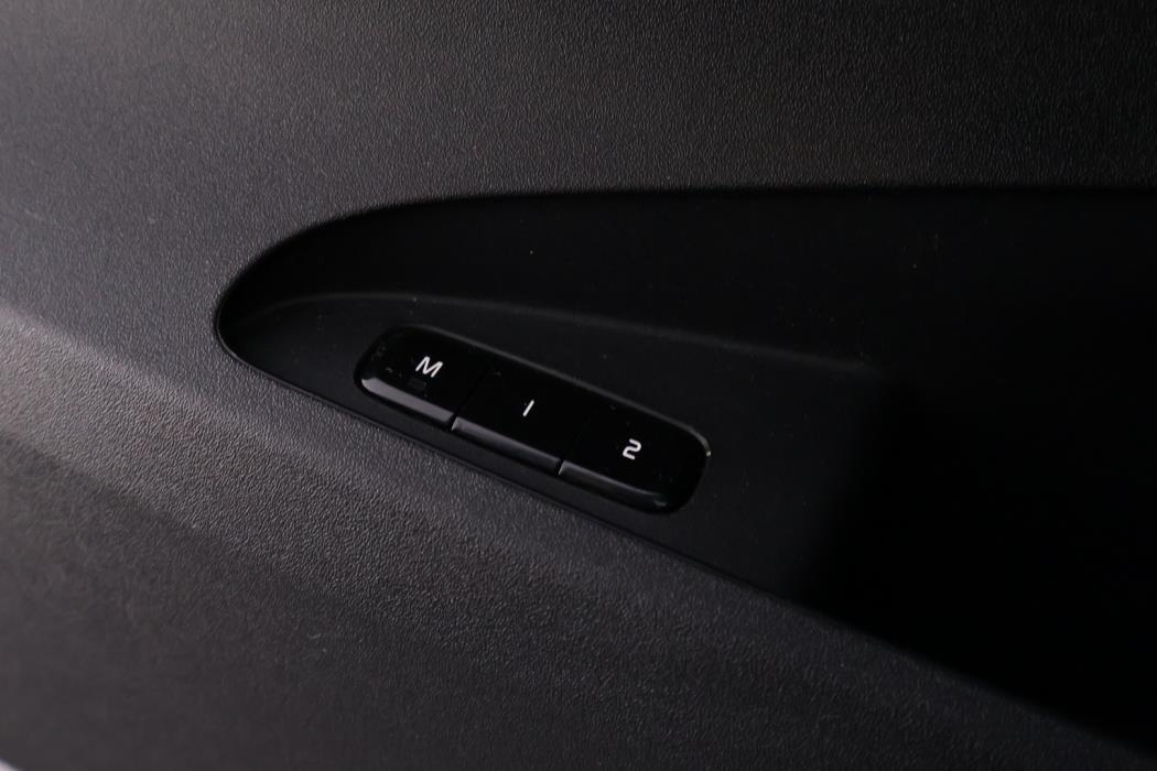 POLESTAR 2 2023