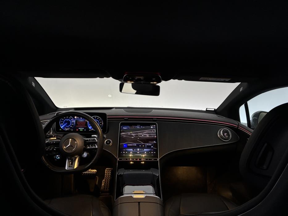 MERCEDES-BENZ EQE 2023