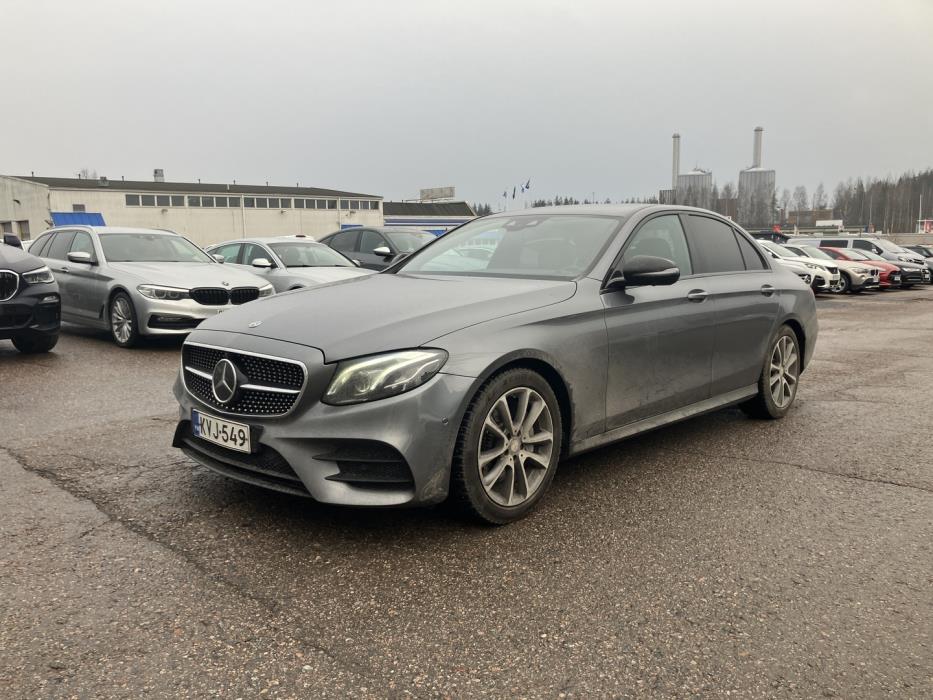 MERCEDES-BENZ E 2017
