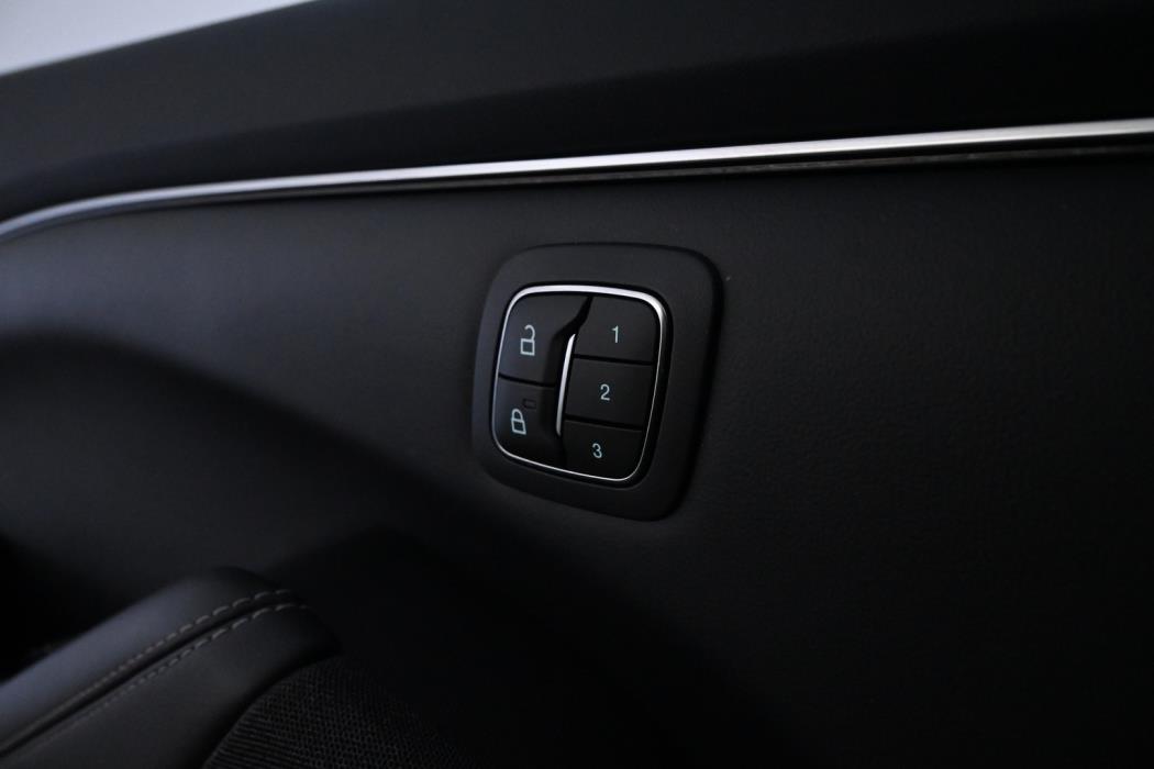 FORD MUSTANG MACH-E 2022