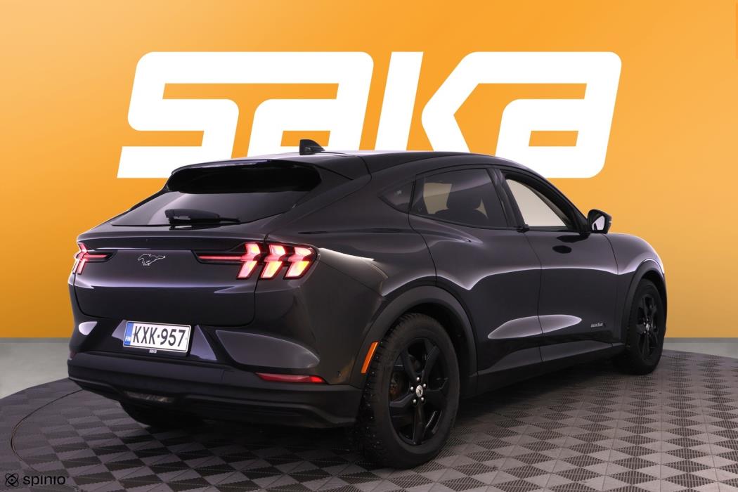 FORD MUSTANG MACH-E 2022