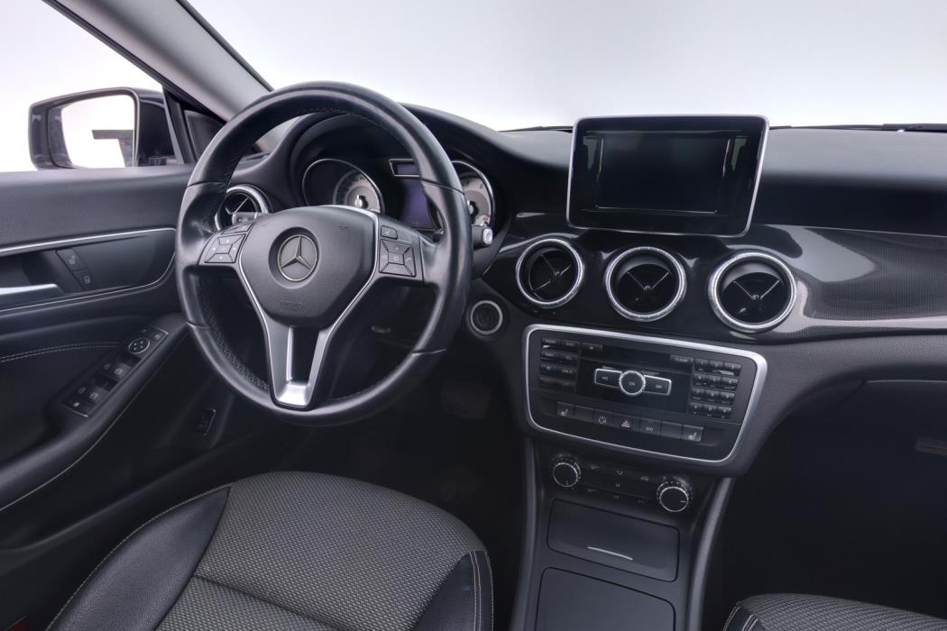 MERCEDES-BENZ CLA 2015