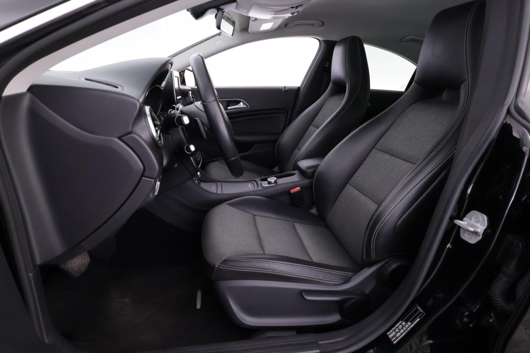 MERCEDES-BENZ CLA 2015