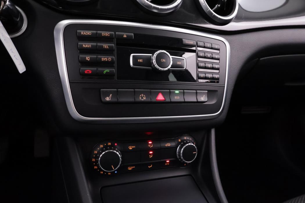 MERCEDES-BENZ CLA 2015