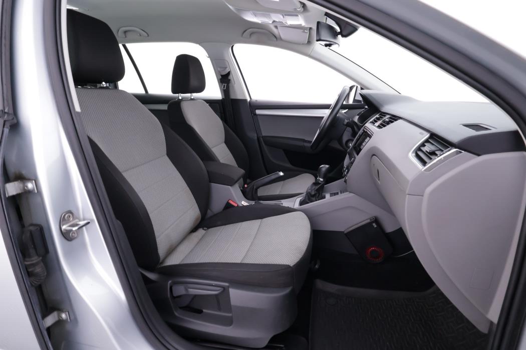 SKODA Octavia 2016