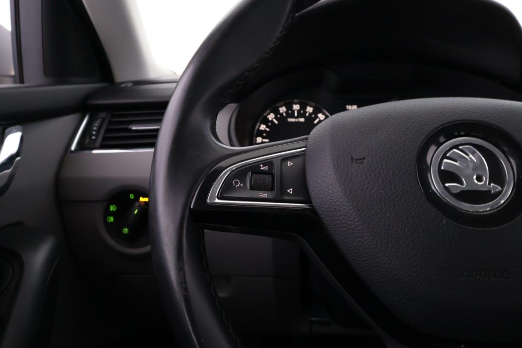SKODA Octavia 2016