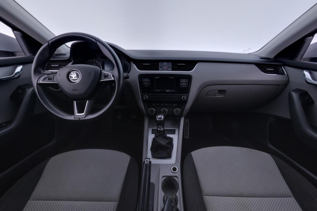 SKODA Octavia 2016