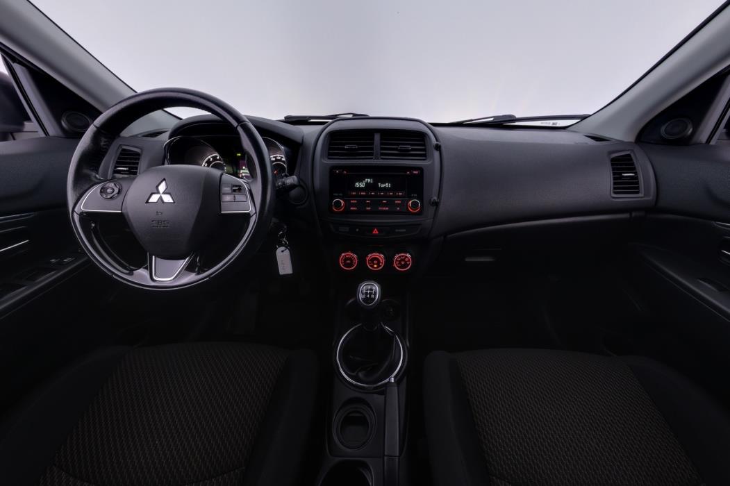 MITSUBISHI ASX 2016