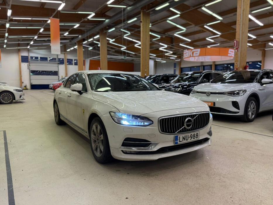 VOLVO S90 2017