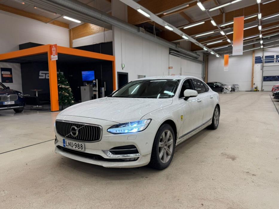 VOLVO S90 2017