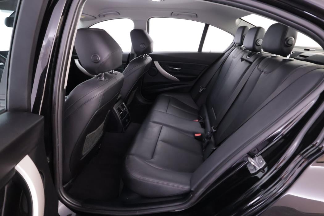 BMW 320 2018