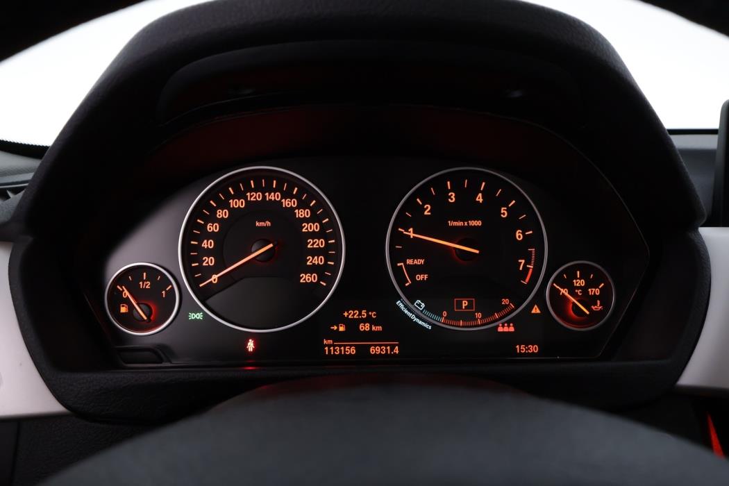 BMW 320 2018