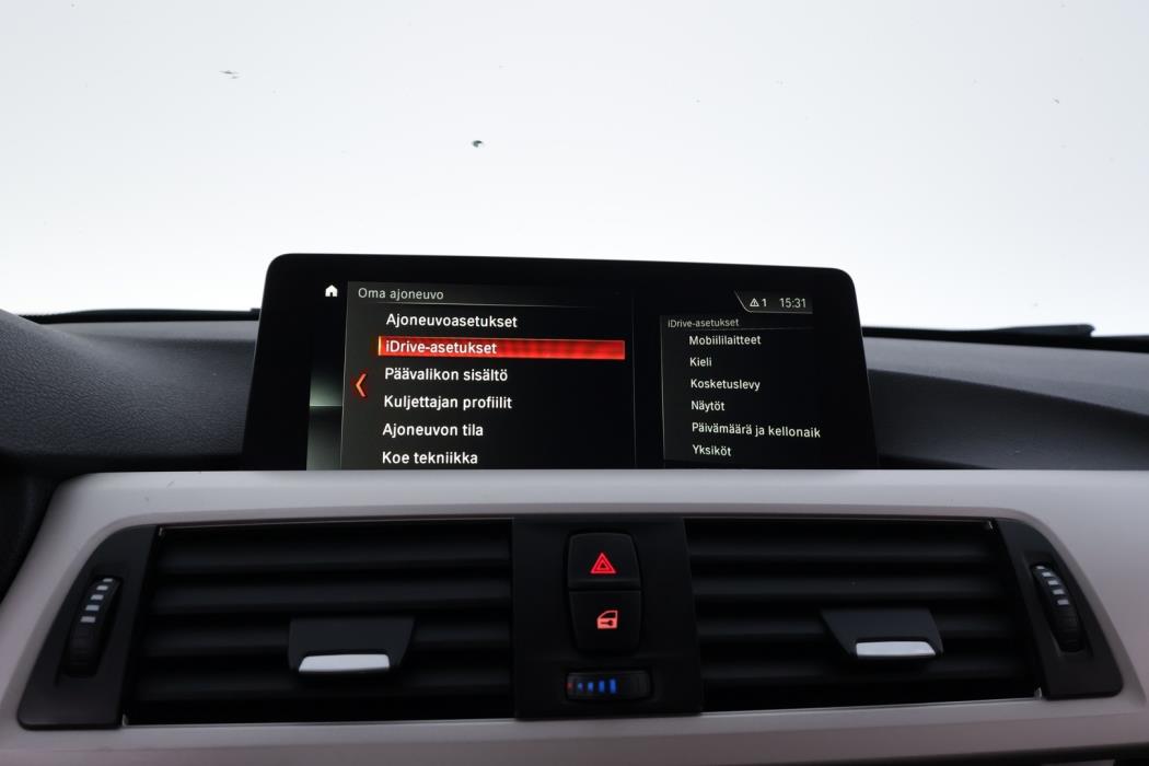 BMW 320 2018
