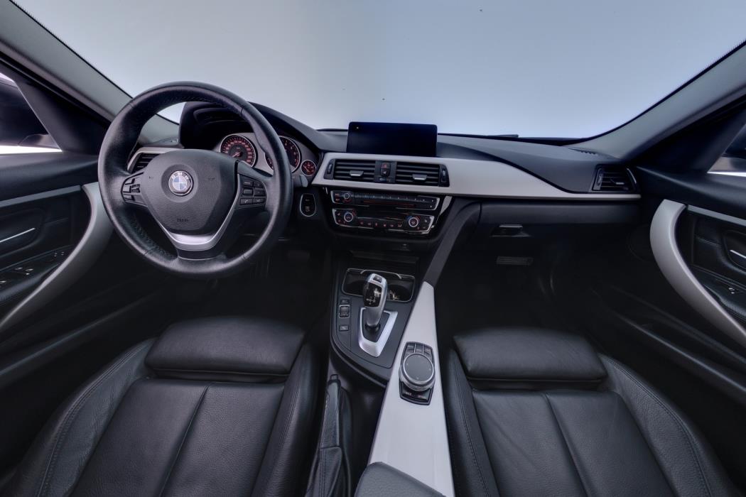 BMW 320 2018