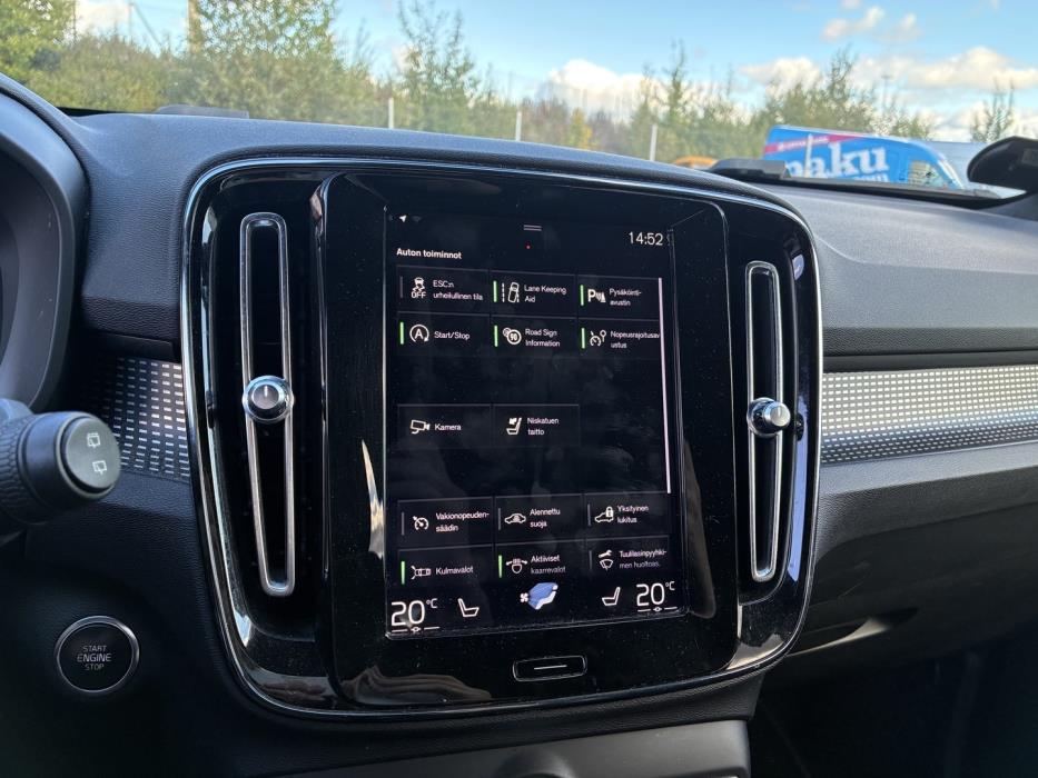 VOLVO XC40 2019