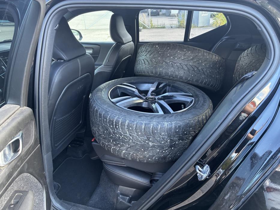 VOLVO XC40 2019
