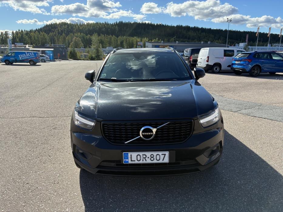 VOLVO XC40 2019
