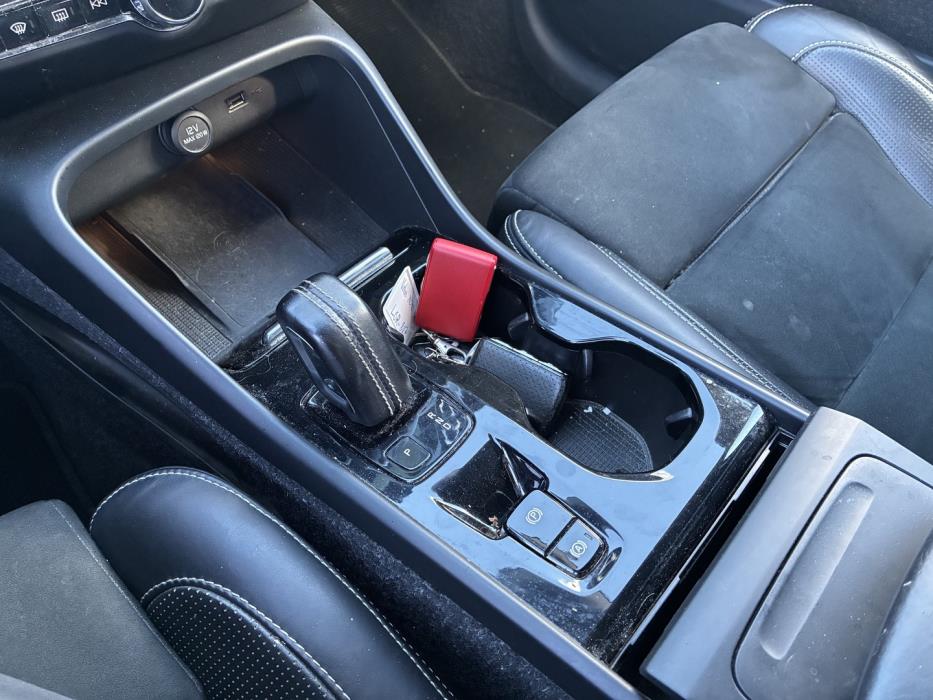 VOLVO XC40 2019