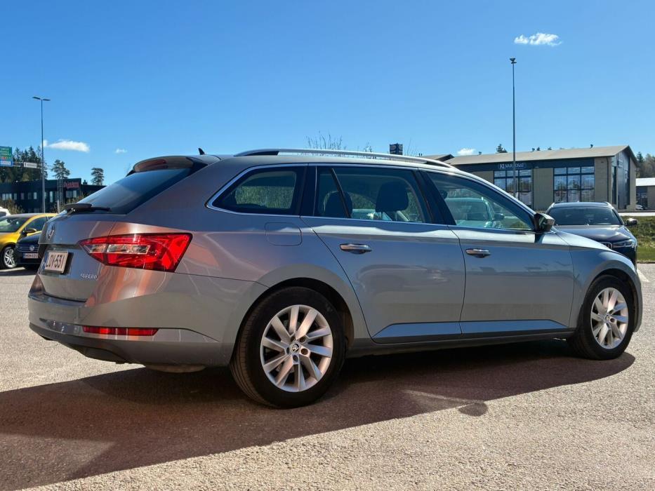SKODA Superb 2019