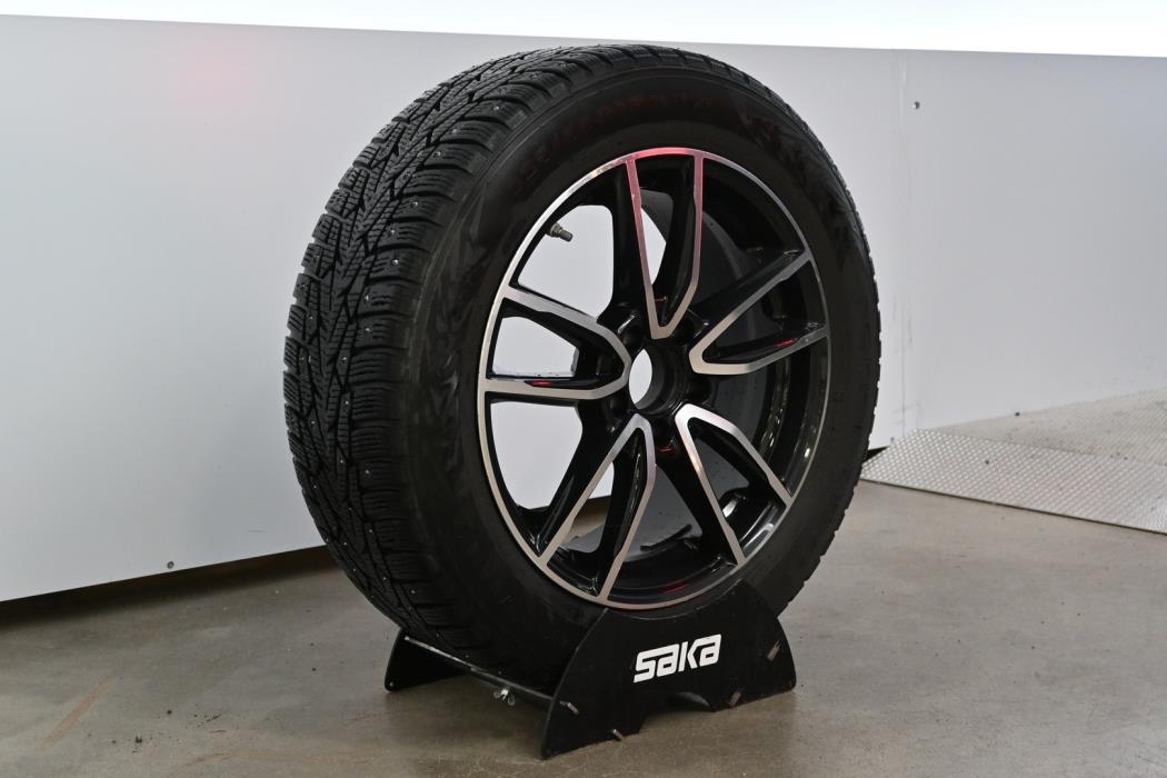 MERCEDES-BENZ E 2017