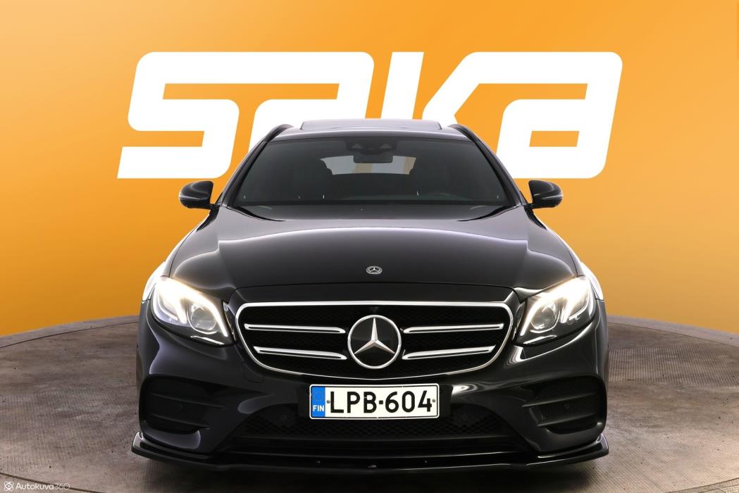 MERCEDES-BENZ E 2017