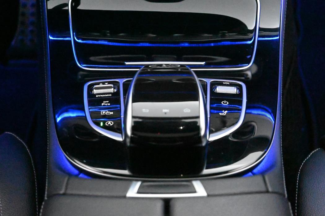 MERCEDES-BENZ E 2017