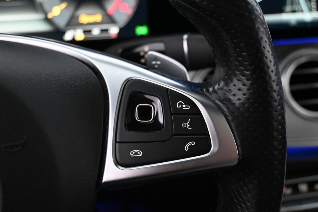 MERCEDES-BENZ E 2017