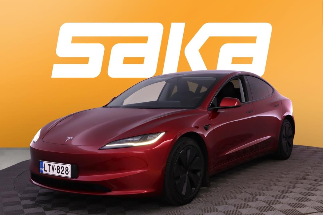 TESLA Model 3 2024