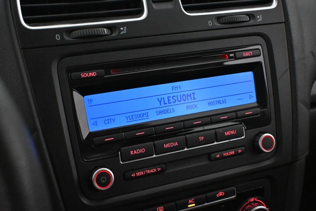 VOLKSWAGEN Golf 2009