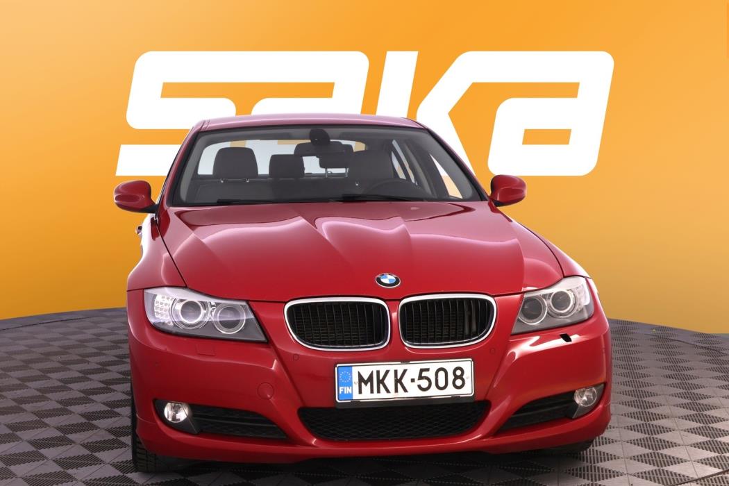BMW 318 2011