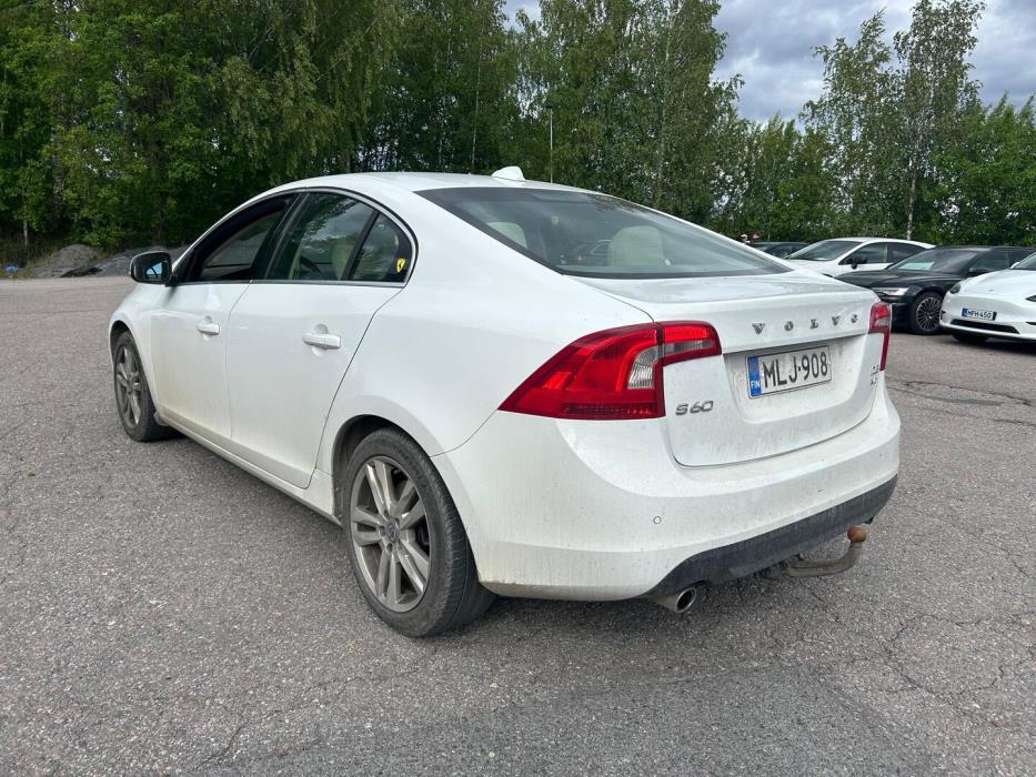 VOLVO S60 2013