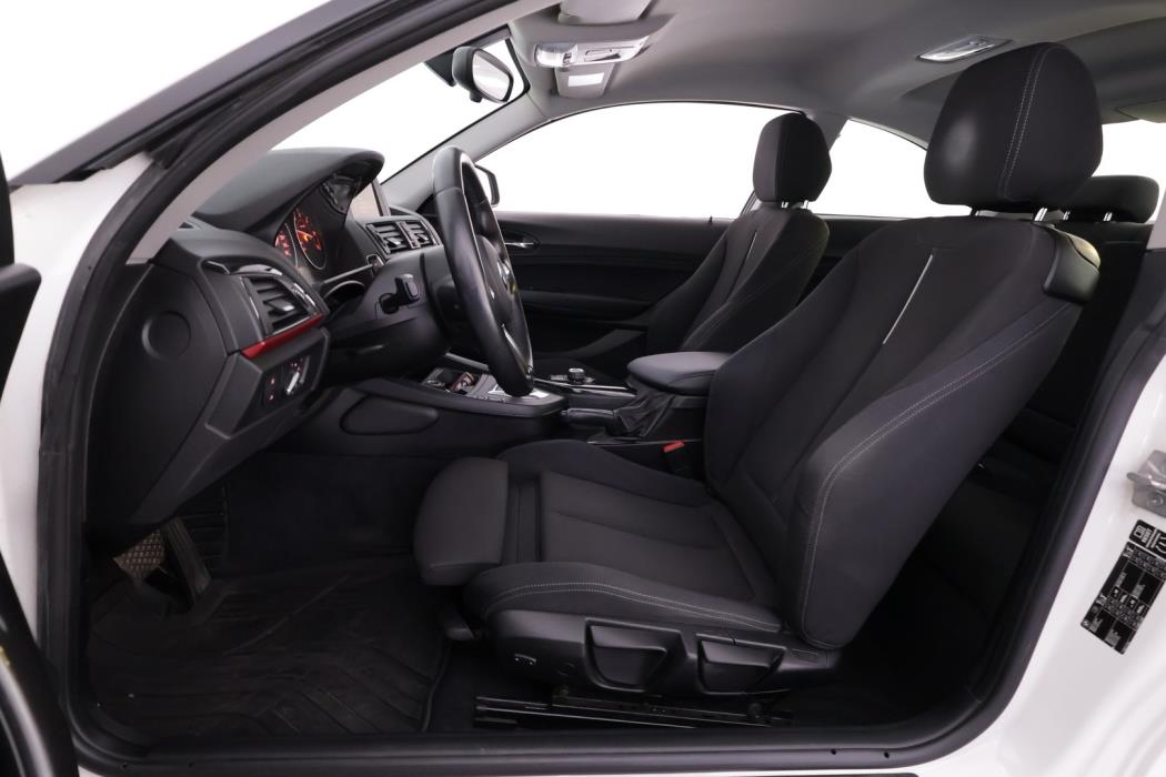 BMW 218 2015
