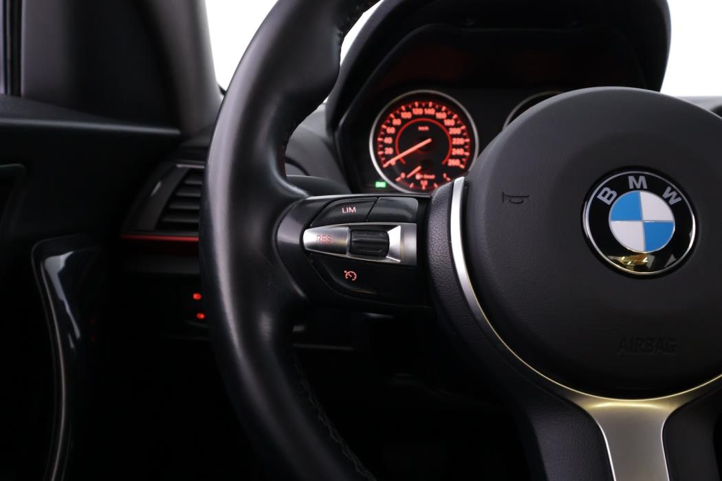 BMW 218 2015