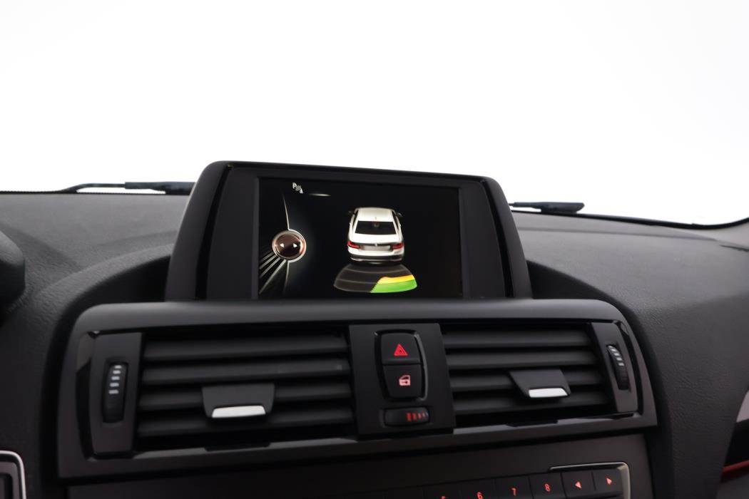 BMW 218 2015