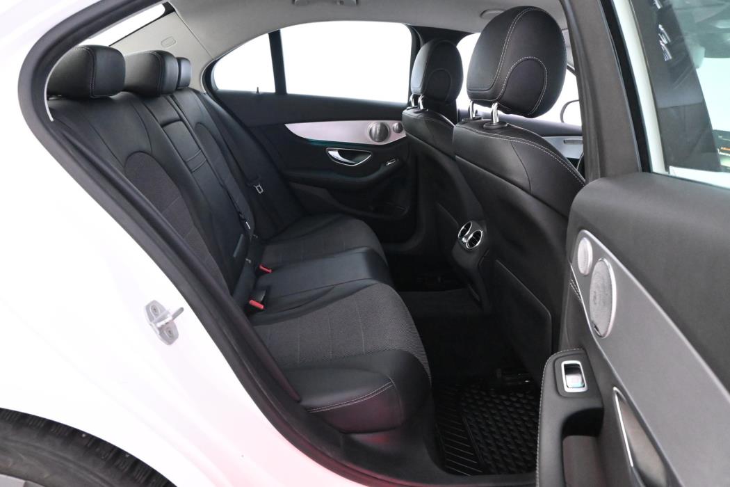 MERCEDES-BENZ C 2015