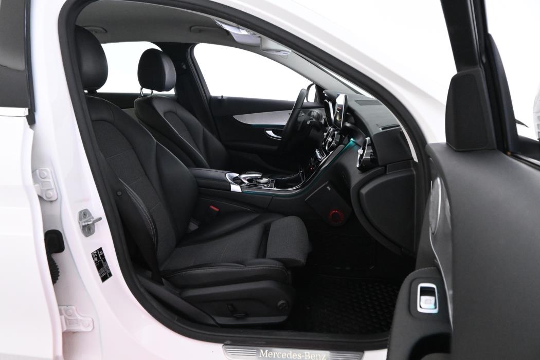 MERCEDES-BENZ C 2015