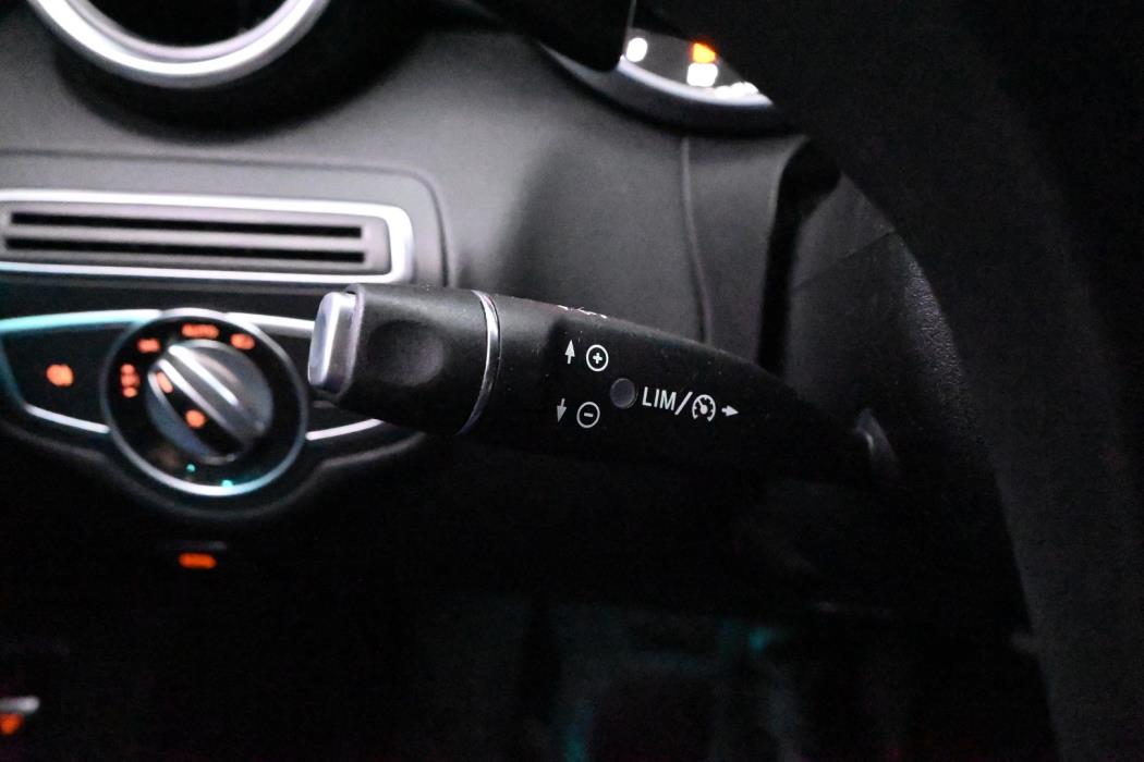 MERCEDES-BENZ C 2015