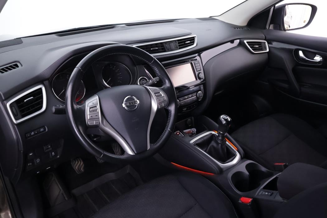NISSAN Qashqai 2016