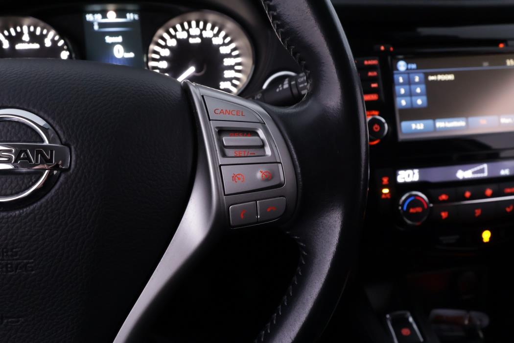 NISSAN Qashqai 2016