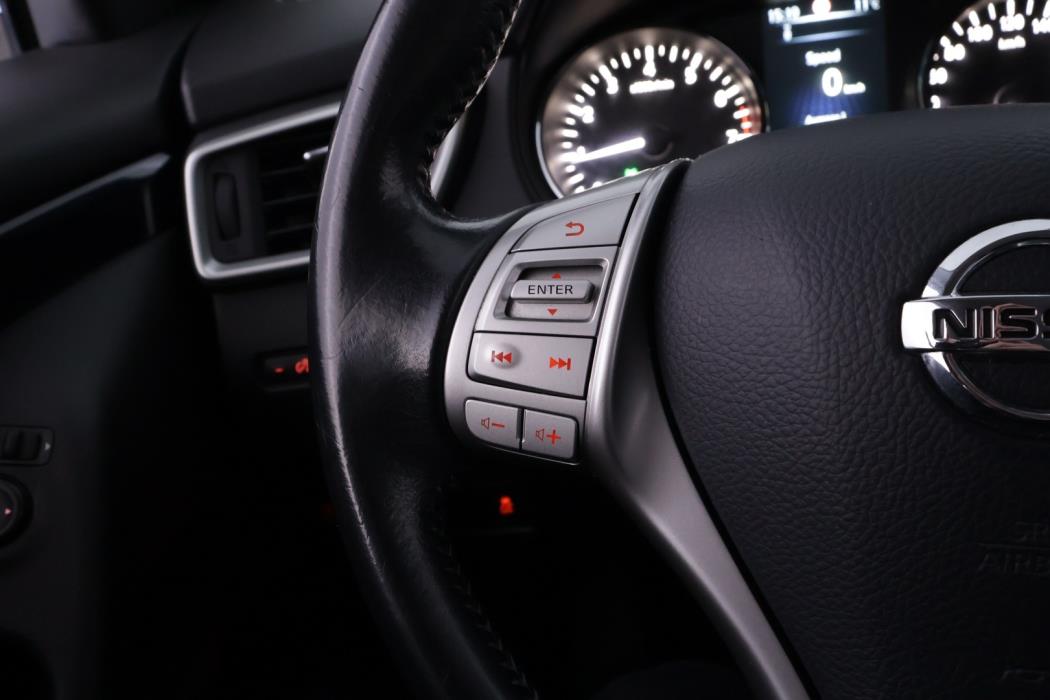 NISSAN Qashqai 2016