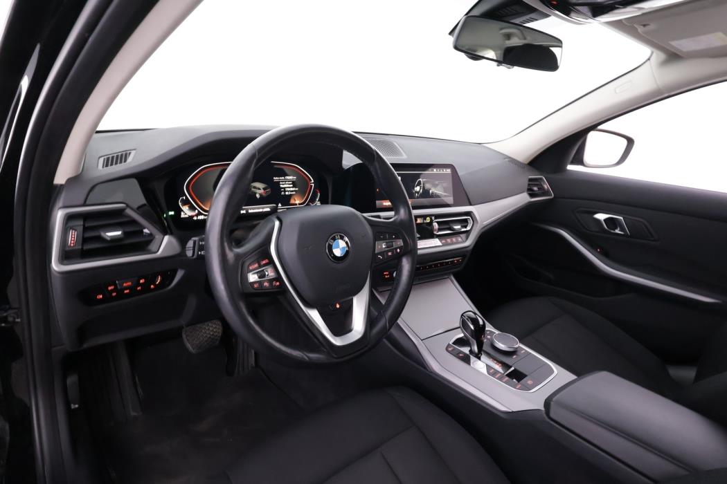 BMW 320 2022