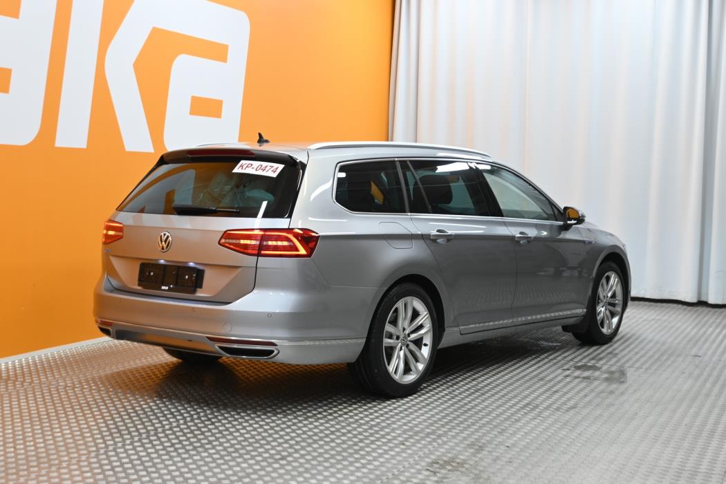 VOLKSWAGEN Passat 2018