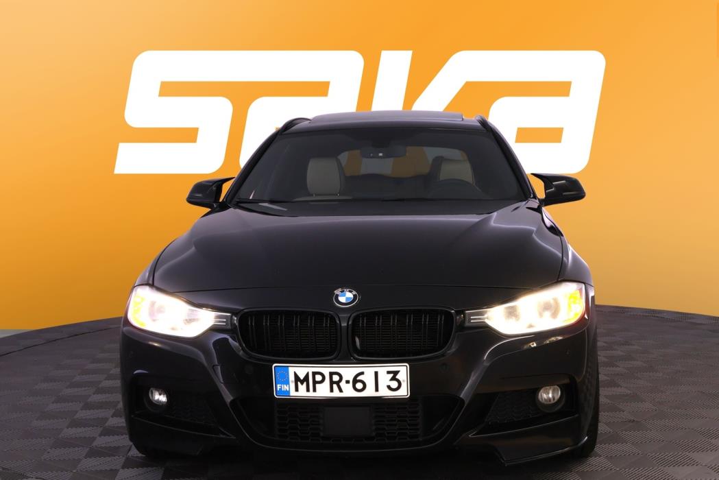 BMW 330 2015
