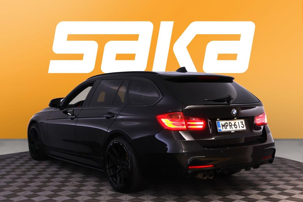 BMW 330 2015