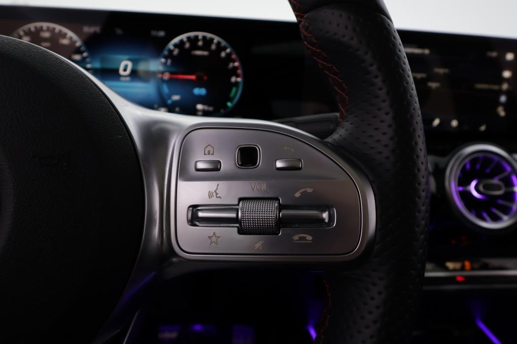 MERCEDES-BENZ B 2023